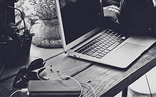 爱游戏体育_ F1新赛季发车，车队创新布局，f1各车队赛车性能