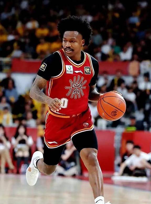 关于精准统计：北京队投篮命中率48％，助攻达23次！的信息