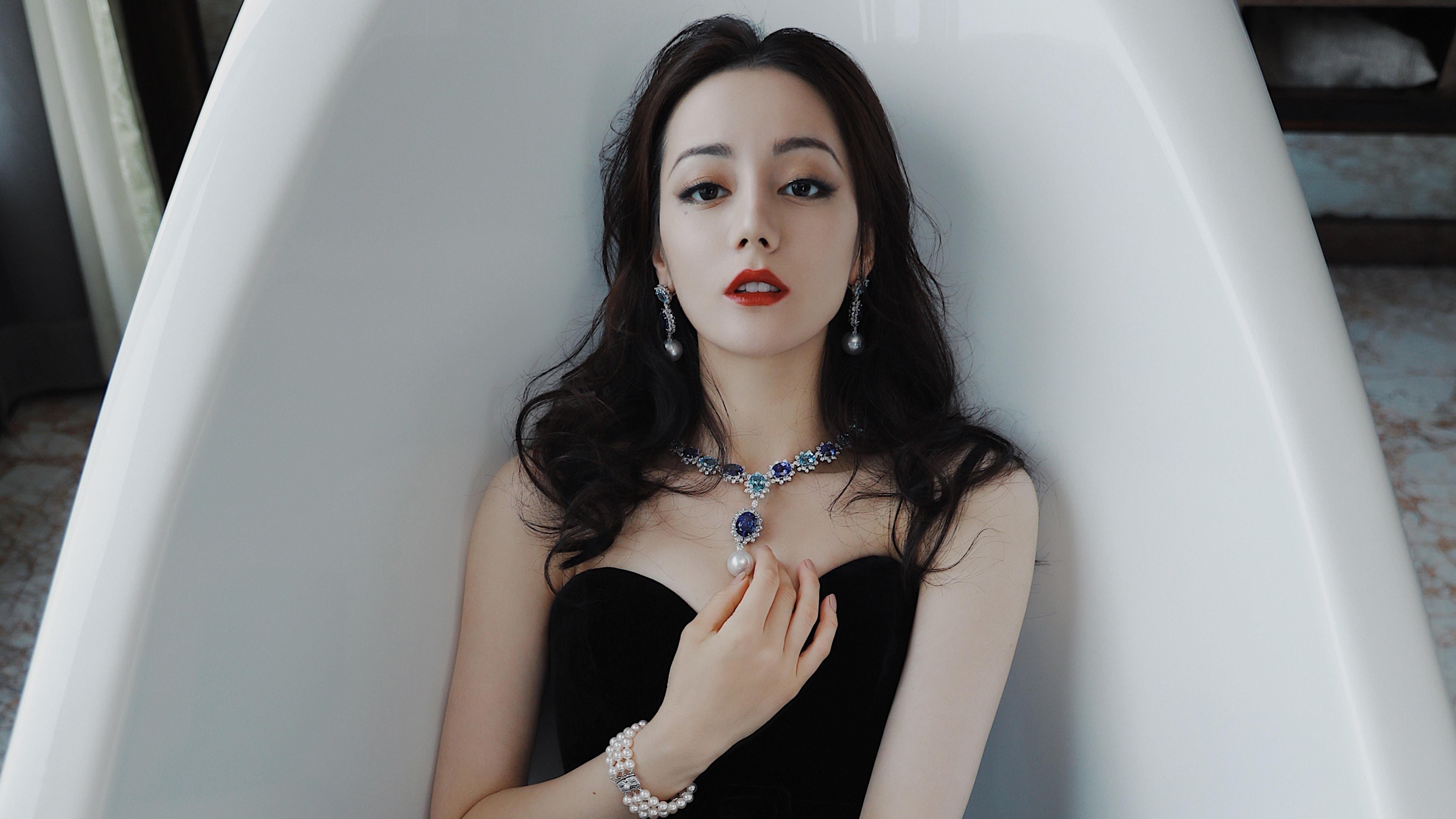 赛季亮点回顾:那些令人惊叹的瞬间谁还能复制?,赛季皮肤点亮