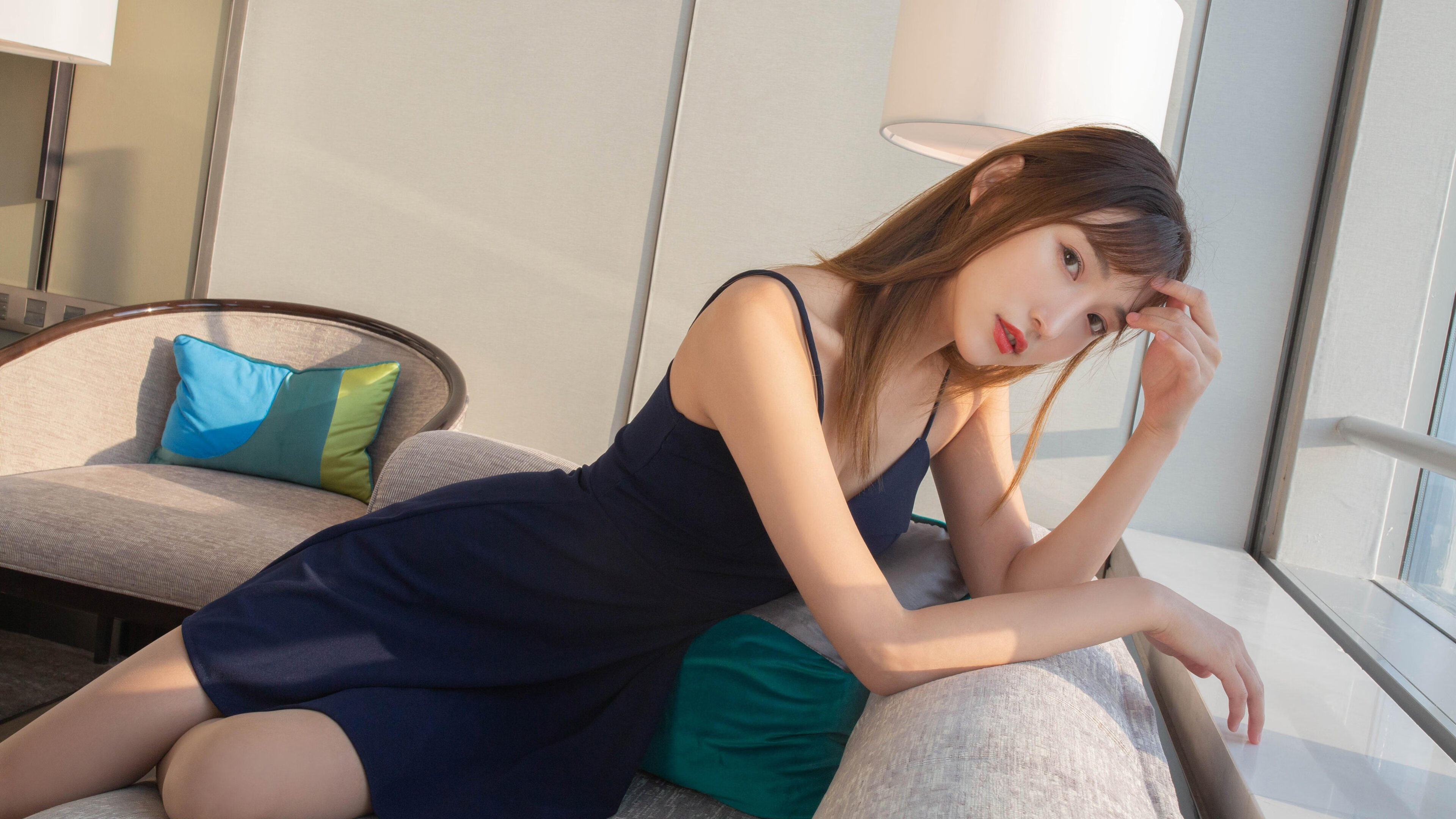 体育球队与其他俱乐部建立合作关系，体育俱乐部足球队