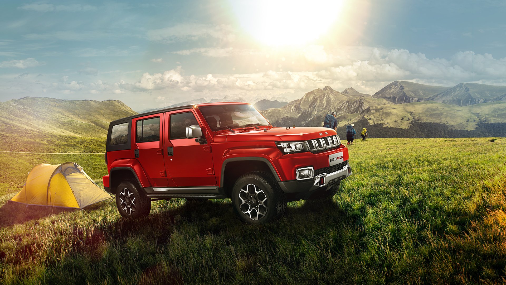 “飞跃东安湖：跑酷选手挑战最具难度的障碍赛道”