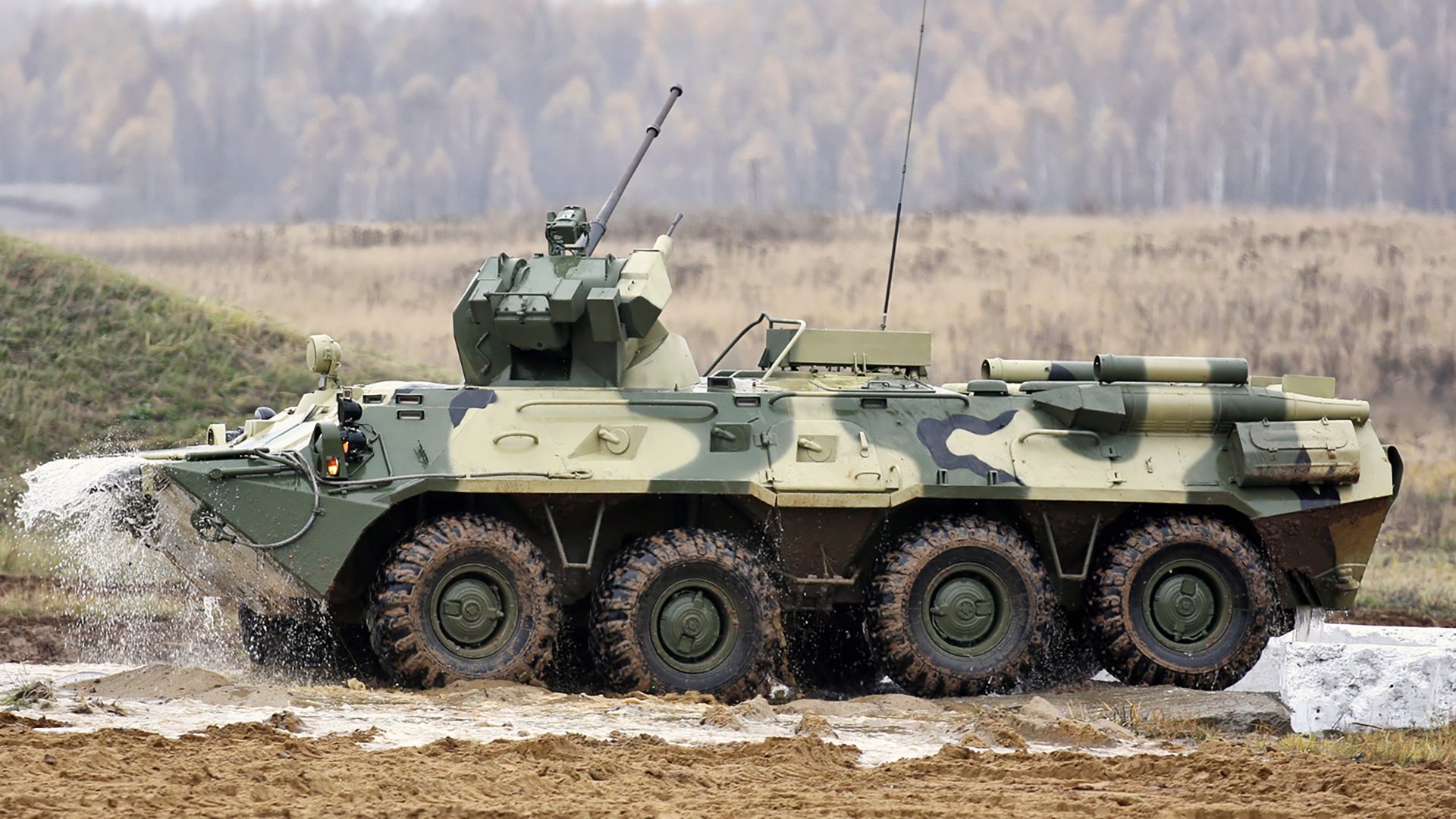 球队赢得晋级资格主教练强调接下来每场都是硬仗不容松懈，晋级的球队