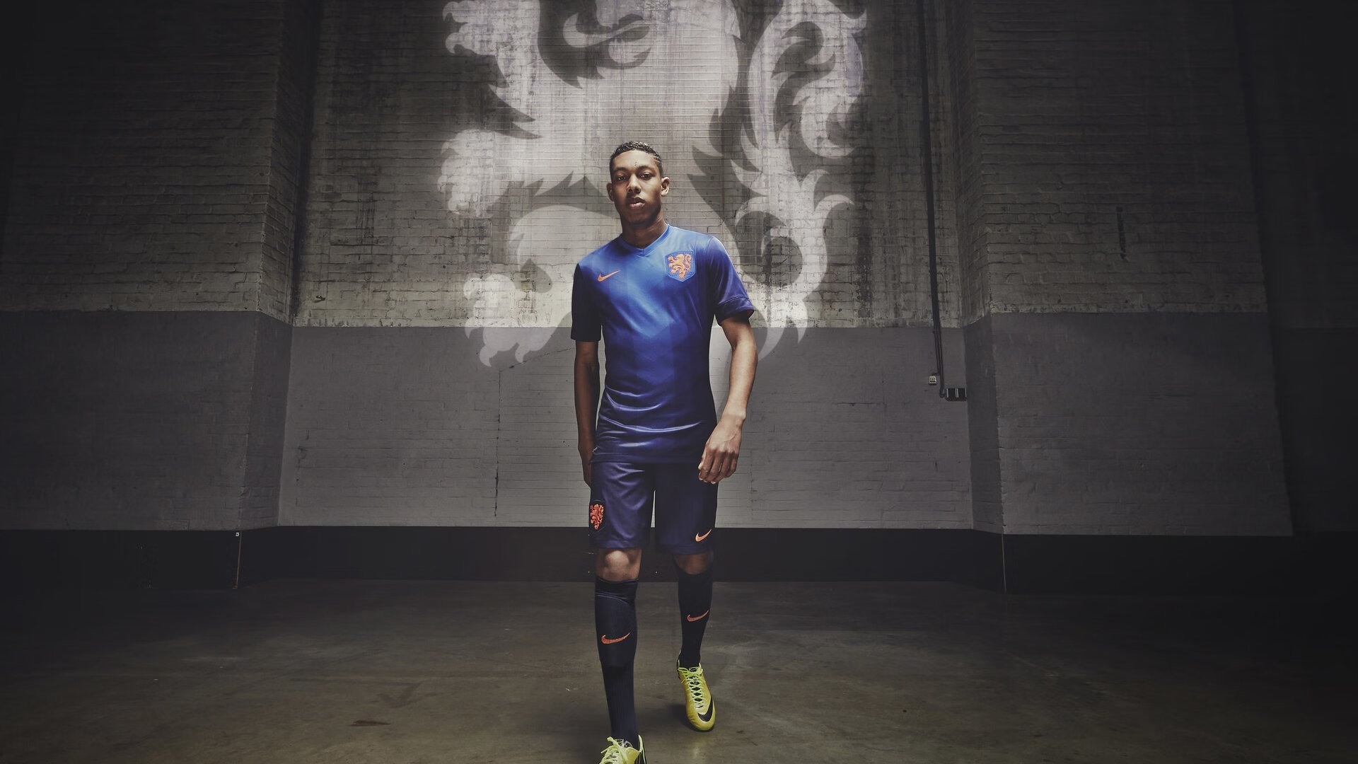 哥伦比亚马术协会与科技公司合作，开发虚拟现实训练平台，提升骑手技能。